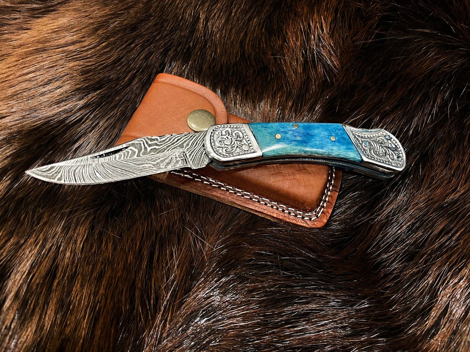 Pocket Knife Dyed Blue Bone 6.5'' Damascus Steel Knife Steel